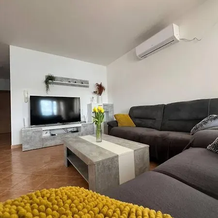 Seazone With The Sea View Apartment