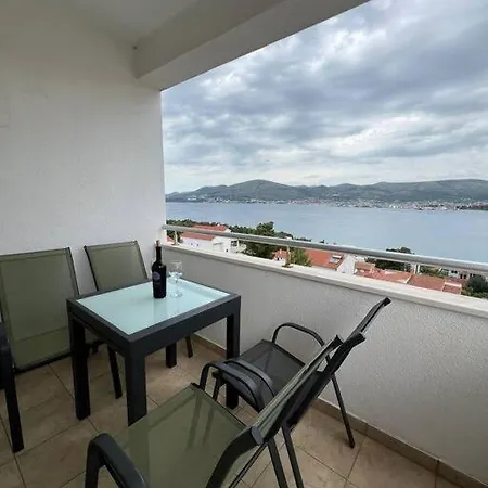 Seazone With The Sea View Apartment *